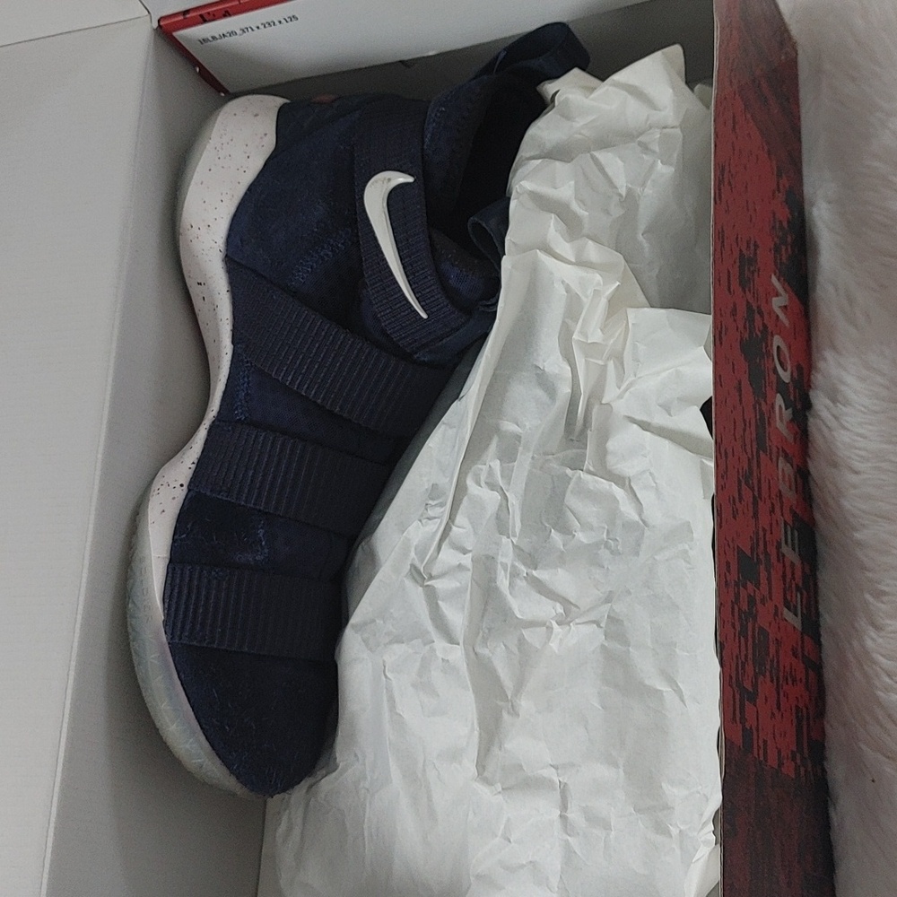 Nike LeBron Soldier XI  Sneakers - Dark Blue - Picture 5 of 5